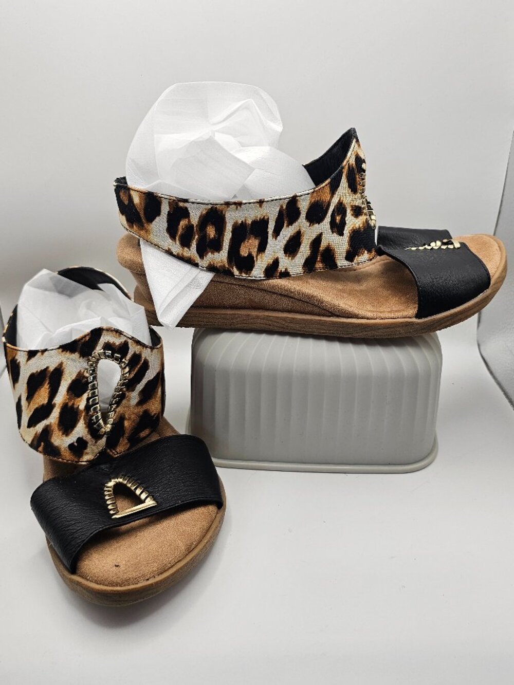 Modzori “Lada” Reversible Low‑Wedge Slide Sandals – Leopard / Black – Size 8